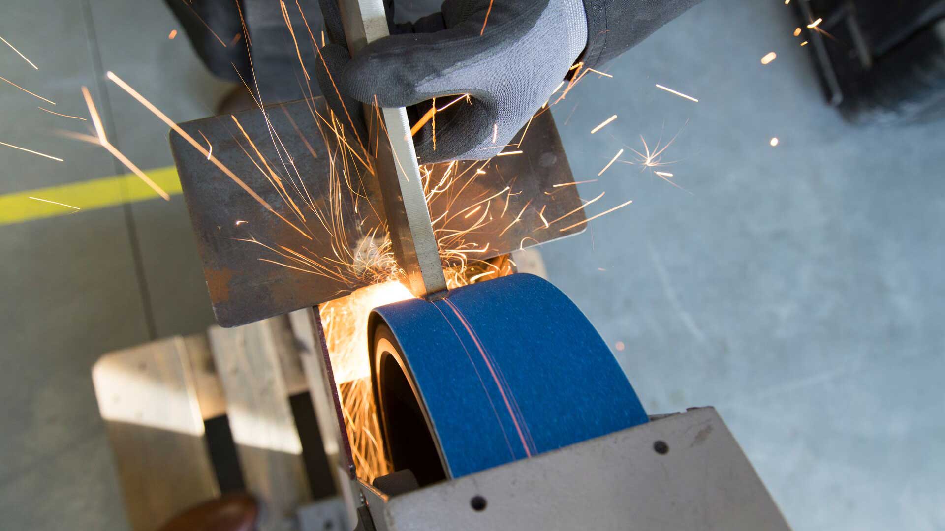 HZ72 Zirconia Cibo Grinding Belt Sparks - Abrasive Finishing Systems