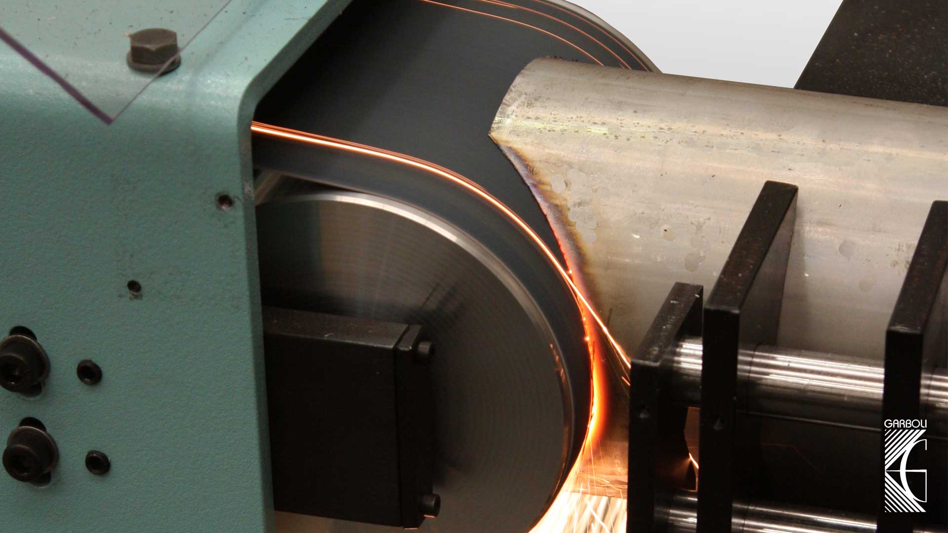 NOK150 -  Abrasive Belt Tube Notcher with Centreless Option